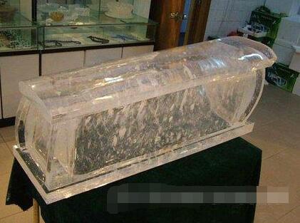 80年代黄河透明棺材事件，破解透明棺材最后的谜底